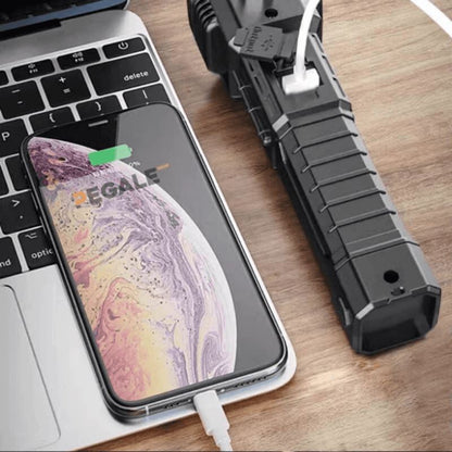 Lanterna Tática 4 em 1 | Ultra Potente e Indestrutível